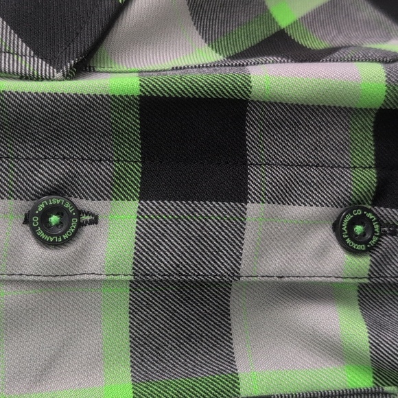 NWT DIXXON Men's Black, Gray and Green Checkered Flannel Shirt - Picture 6 of 11